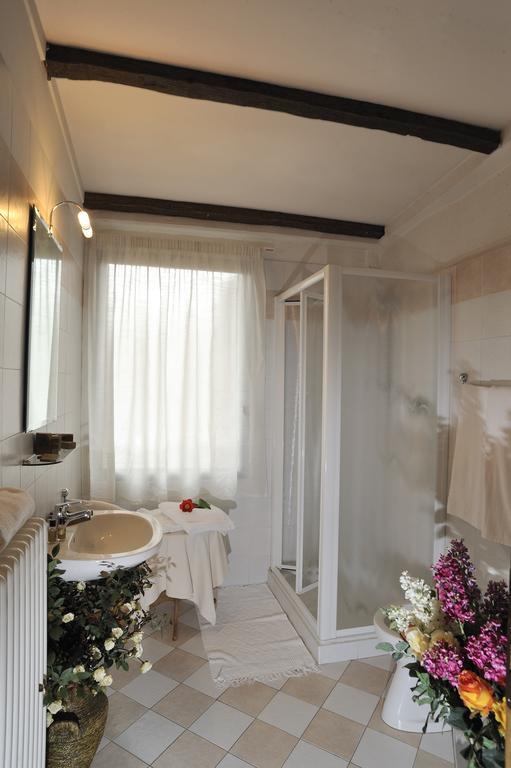 Agriturismo Il Borghetto Crespellano Szoba fotó